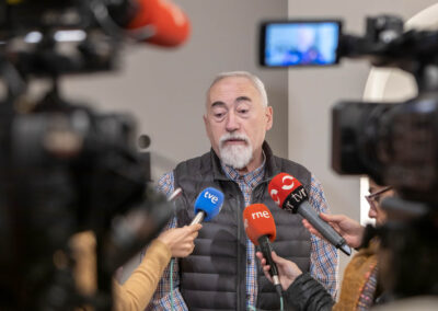 desayuno-con-experiencias-fer-joven-espacio-lasai-perspectivas-economicas-2024-10